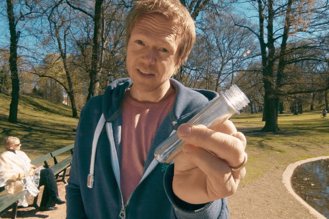 Mann i en park - gjenvinningsskolen 2.0