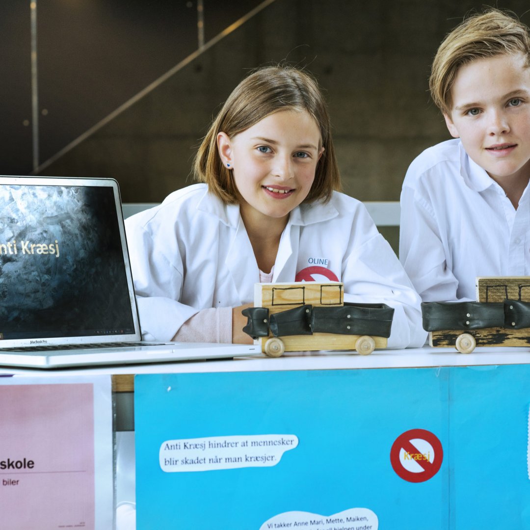 bilde av barn som jobber med kreativ problemløsning i nærmiljøet