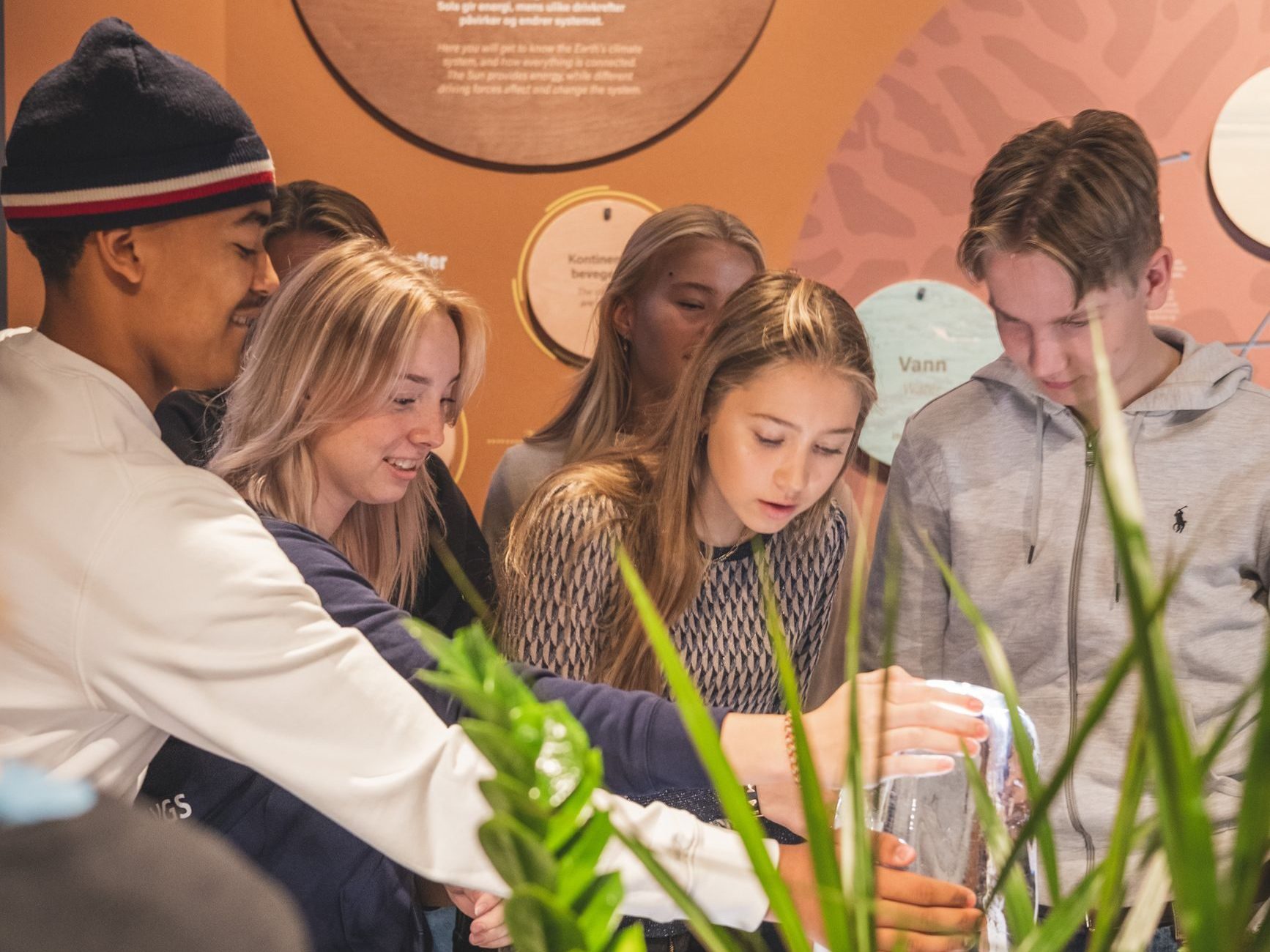 Klimahuset tilbyr opplevelser og læring om klima og bærekraft for elever på ungdoms- og videregående skole.